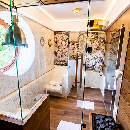 Otel Lubicz